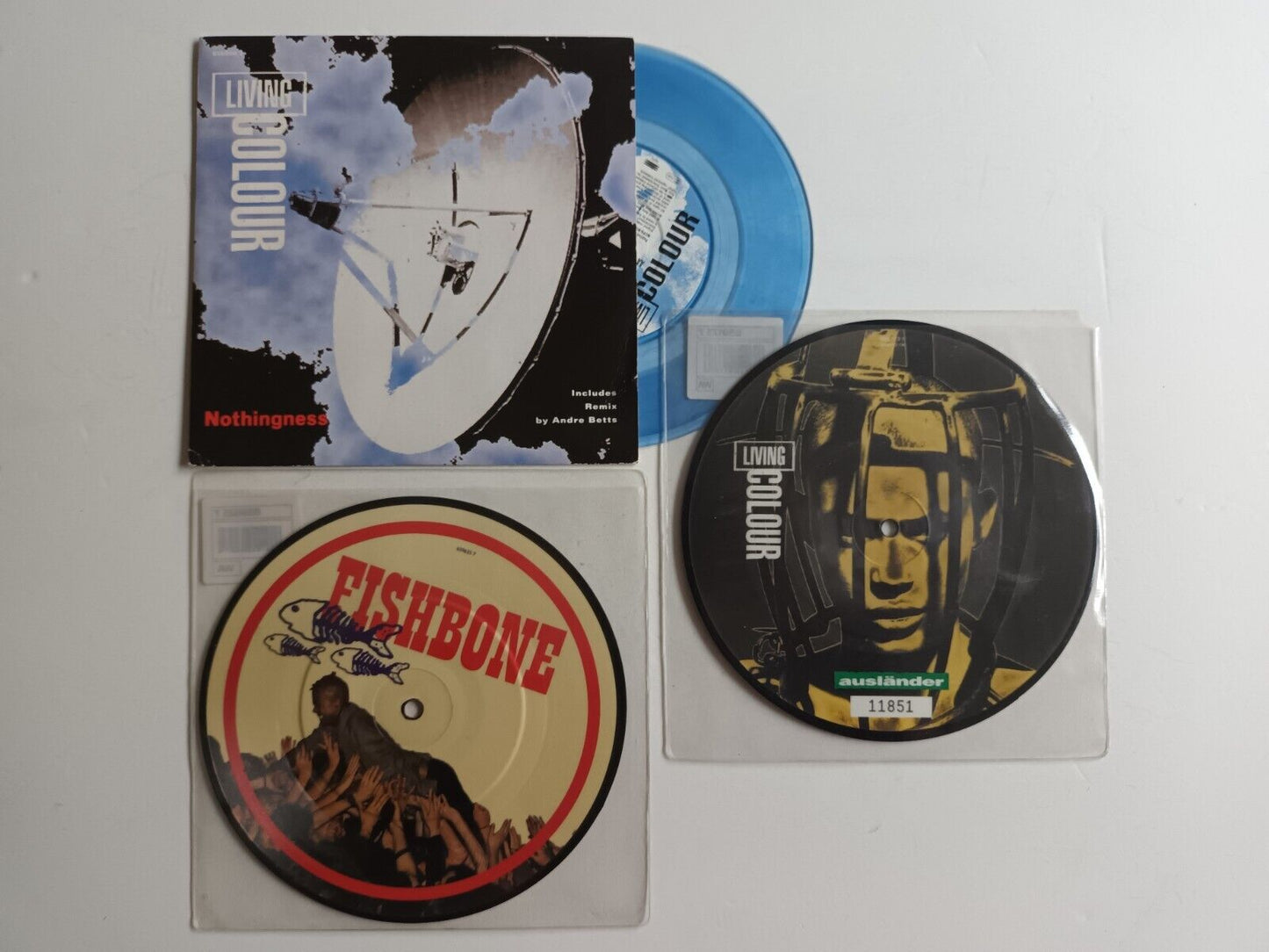 Living Colour – Nothingness/Ausländer + Fishbone – Swim 3x7'