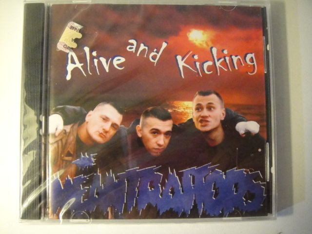 The Meantraitors ‎– Alive And Kicking RUSSIAN Psychobilly CD