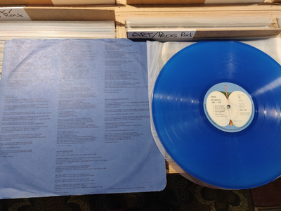 The Beatles ‎– 1967-1970  no cover Blue LP