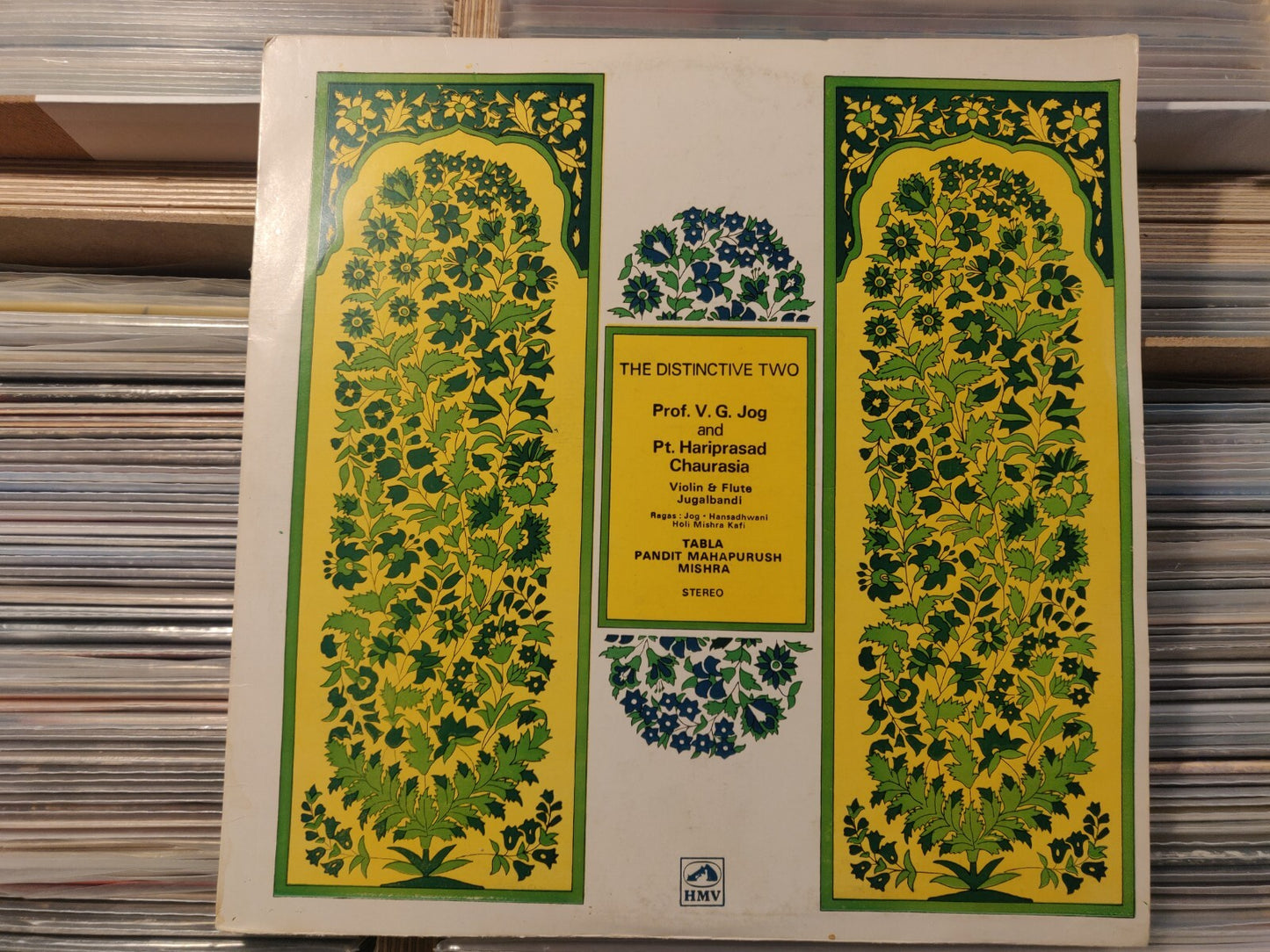 Prof. V. G. Jog & Pt. Hariprasad Chaurasia - The Distinctive Two, Violin & Fluit
